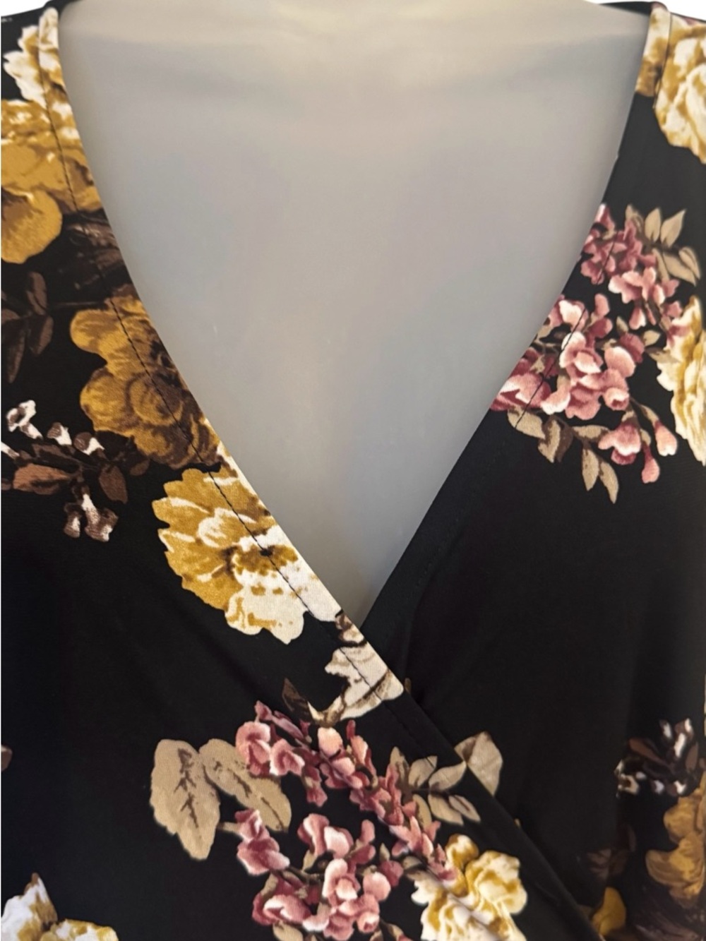 TORRID Black Floral MOCK Wrap Top - Picture 2 of 8